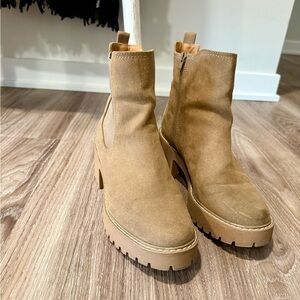 Universal Thread Light Brown Ankle Booties